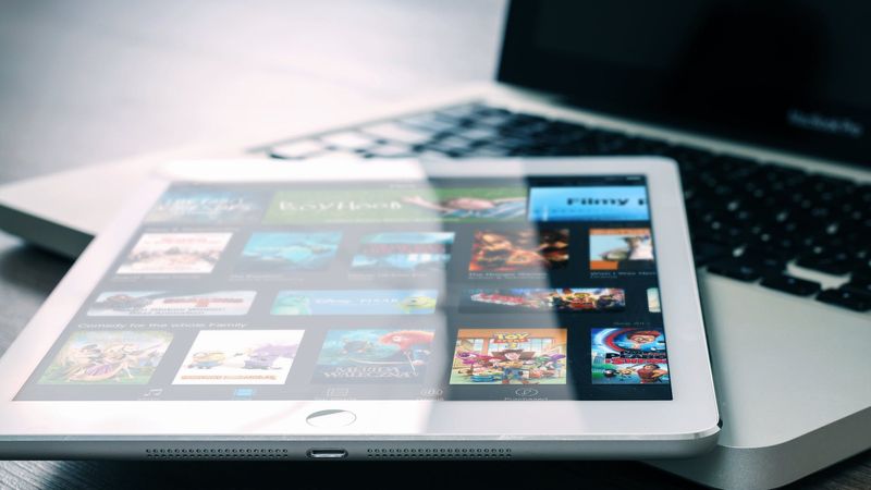 在宅ワーク　全国どこでできる仕事　動画編集　やるには